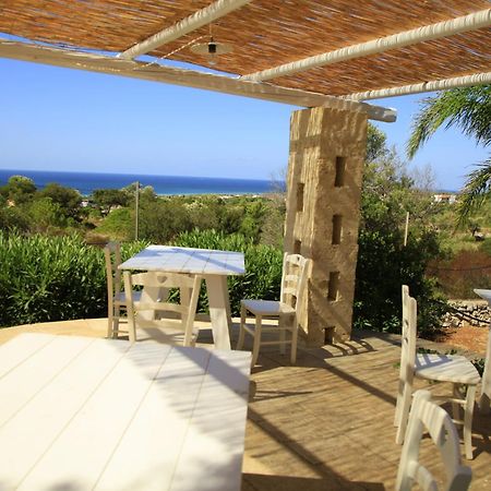 Contrada Borgin Bed & Breakfast Marina Di Pescoluse Bagian luar foto