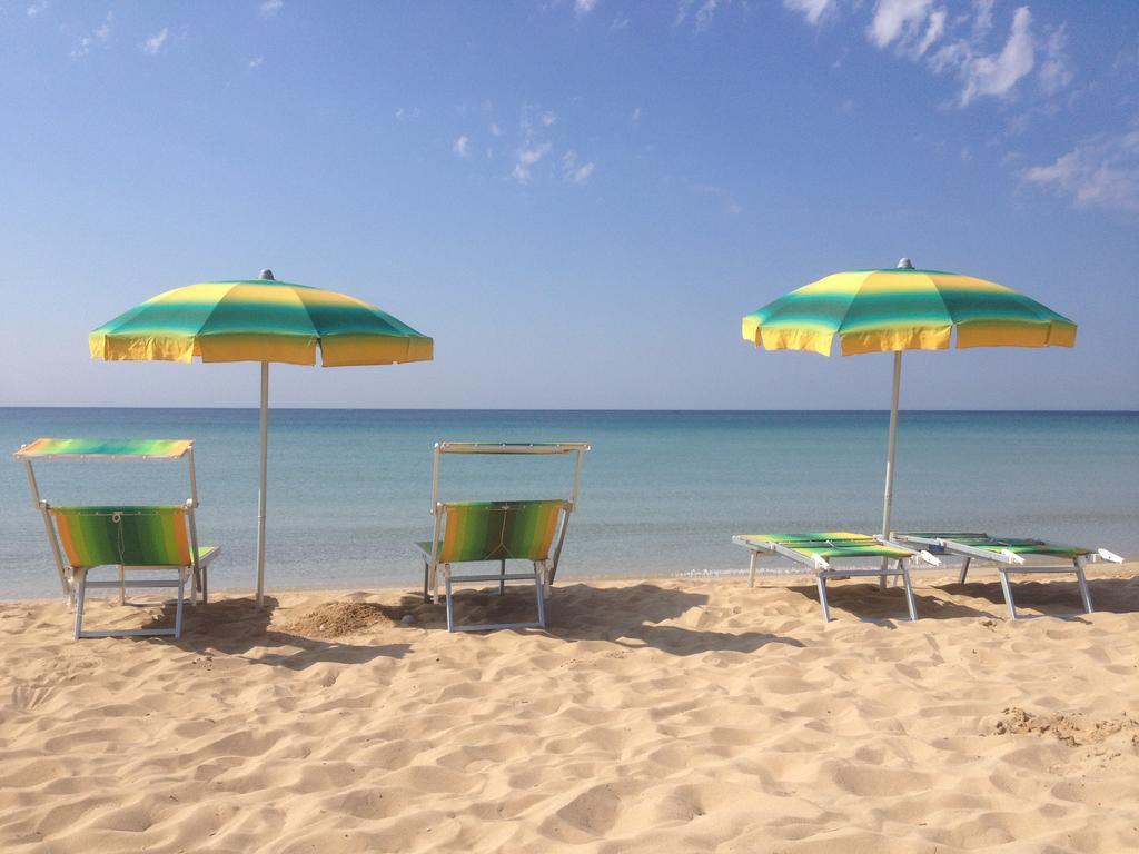 Contrada Borgin Bed & Breakfast Marina Di Pescoluse Bagian luar foto