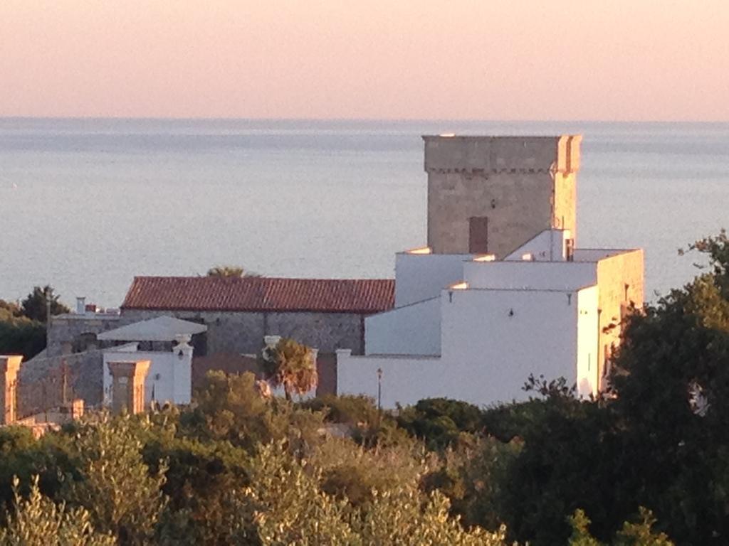 Contrada Borgin Bed & Breakfast Marina Di Pescoluse Bagian luar foto