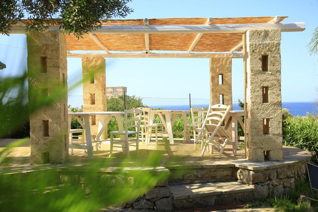 Contrada Borgin Bed & Breakfast Marina Di Pescoluse Bagian luar foto