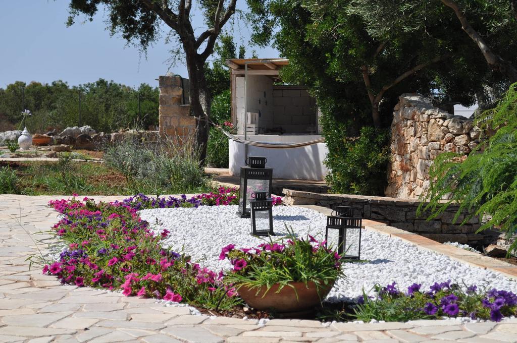 Contrada Borgin Bed & Breakfast Marina Di Pescoluse Bagian luar foto