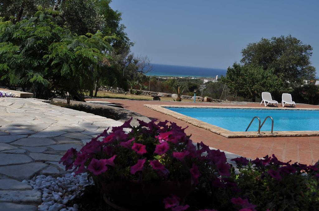 Contrada Borgin Bed & Breakfast Marina Di Pescoluse Bagian luar foto
