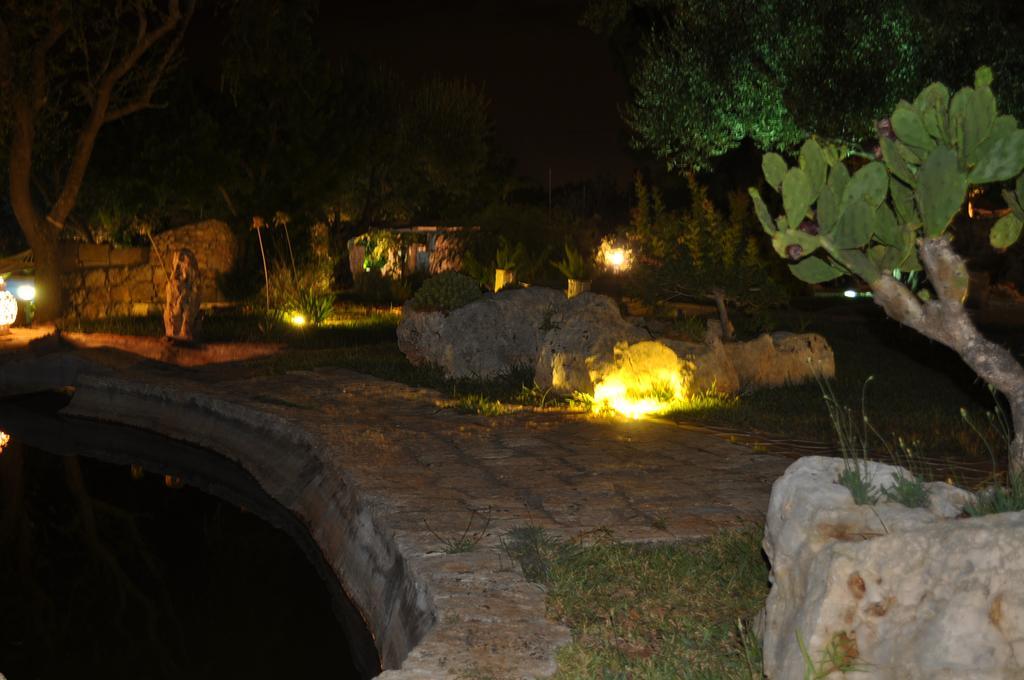 Contrada Borgin Bed & Breakfast Marina Di Pescoluse Bagian luar foto