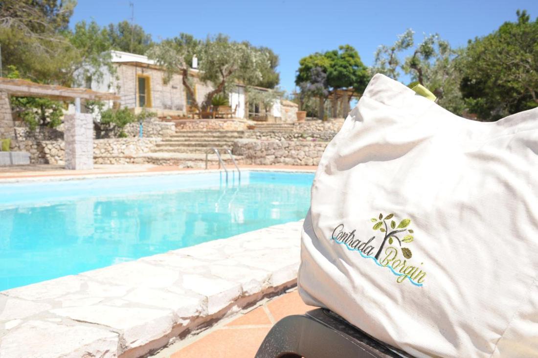 Contrada Borgin Bed & Breakfast Marina Di Pescoluse Bagian luar foto